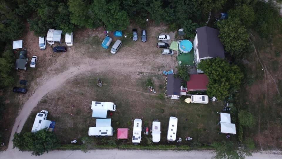 Camping In Clisura Dunarii Ieşelniţa Exteriör bild