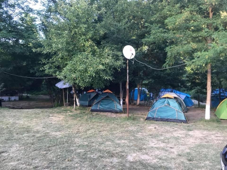 Camping In Clisura Dunarii Ieşelniţa Exteriör bild