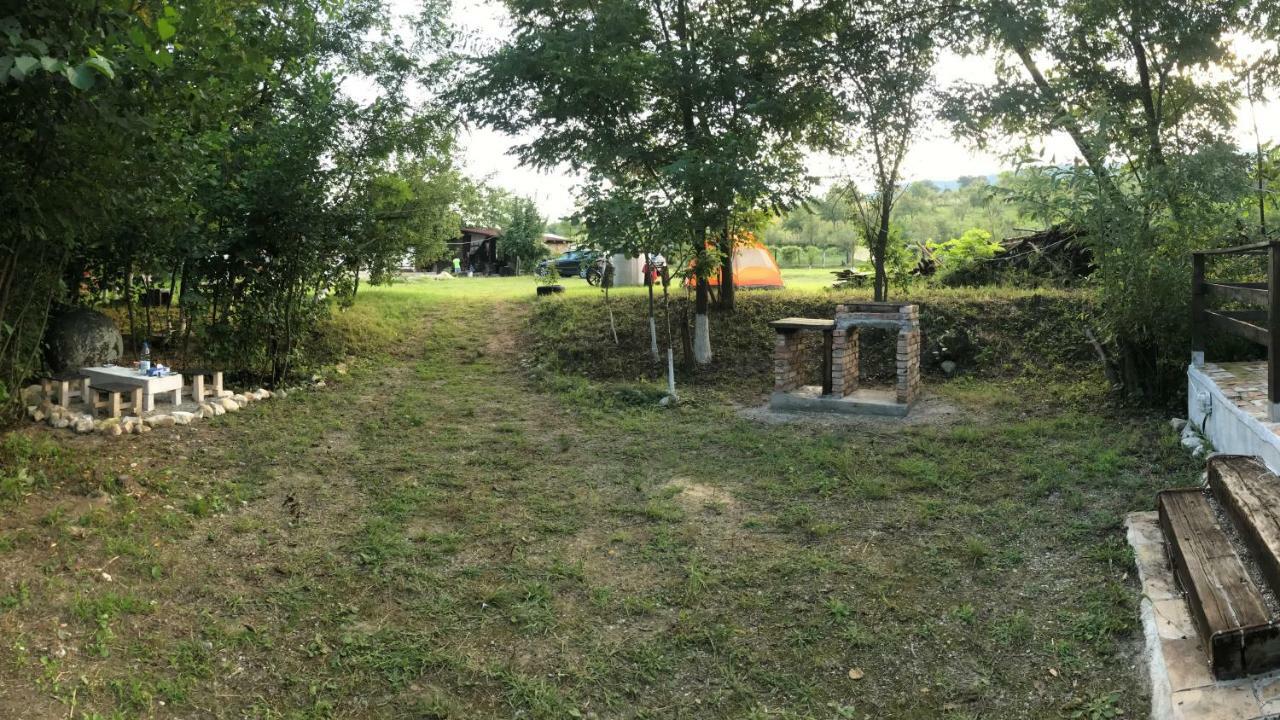 Camping In Clisura Dunarii Ieşelniţa Exteriör bild