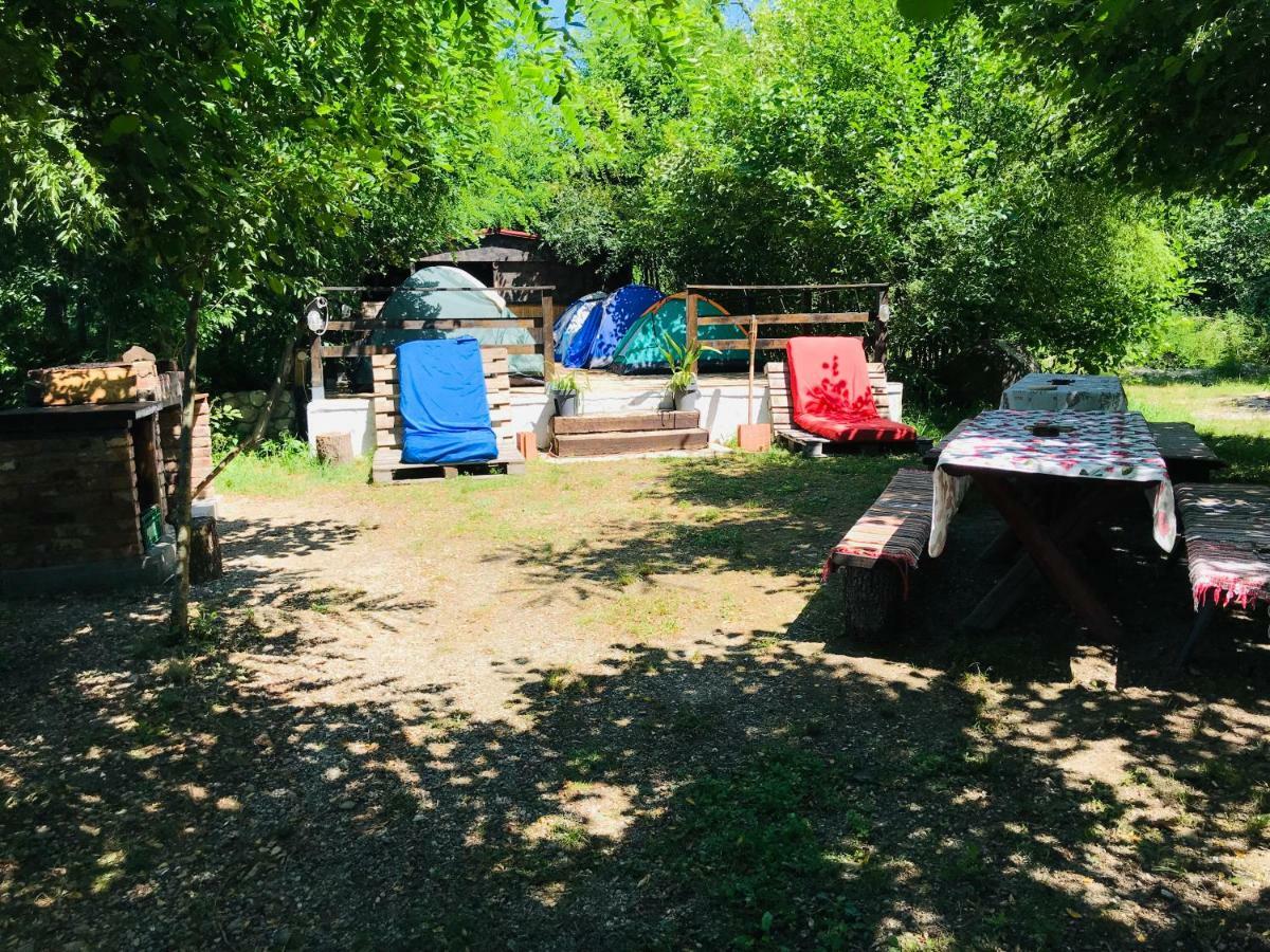 Camping In Clisura Dunarii Ieşelniţa Exteriör bild